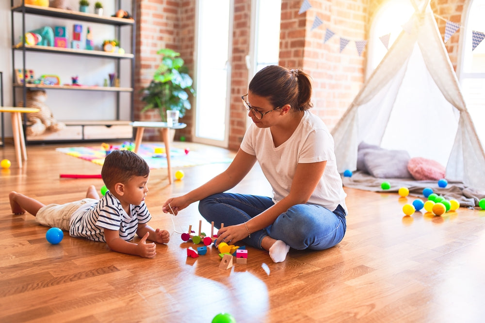Speech Language Pathologist or parent using Speech therapy activities for toddlers and preschoolers printable activities.